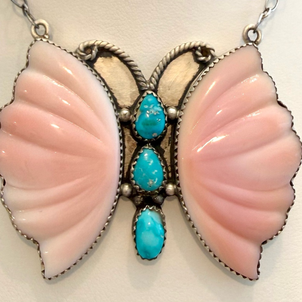 NQC545 GIANT Puffy Butterfly QueenPinkConch & Blue Ridge TURQUOISE Necklace S925 - Picture 3 of 11